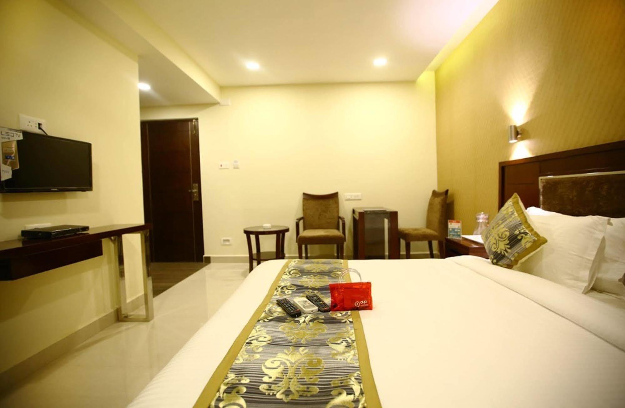 Fabhotel Alreef Residency Ченнаи Экстерьер фото