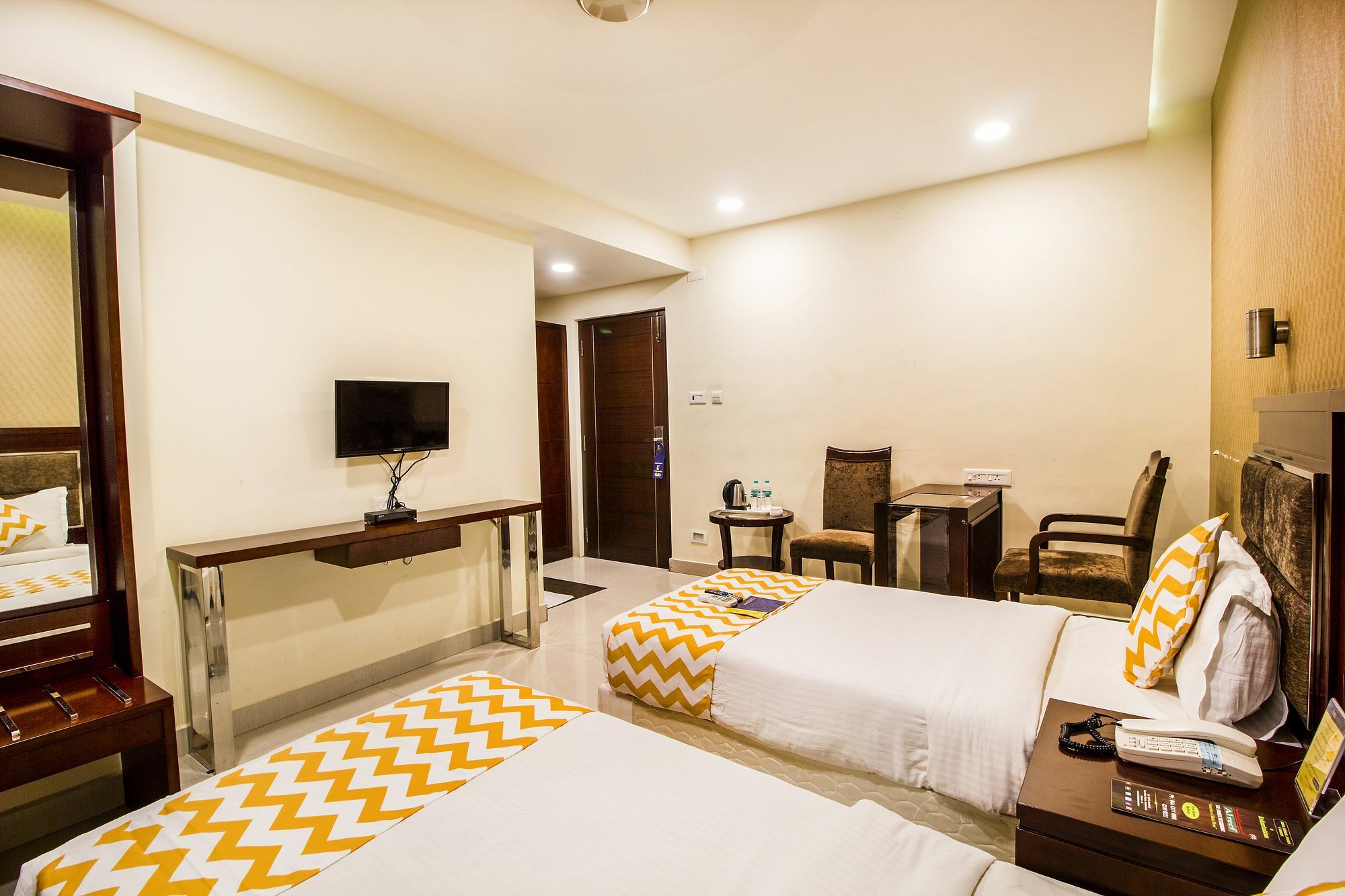 Fabhotel Alreef Residency Ченнаи Экстерьер фото