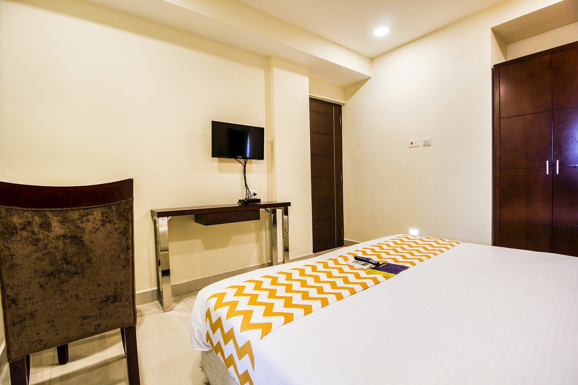 Fabhotel Alreef Residency Ченнаи Экстерьер фото